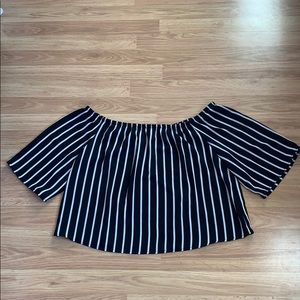 black tripped top